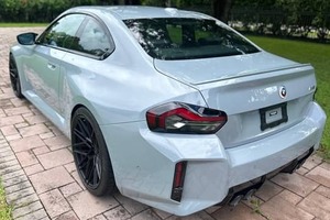 体验2023 BBMW M2紧凑型高性能库普，配有涡轮增压Inline-6和Trrack就绪处理