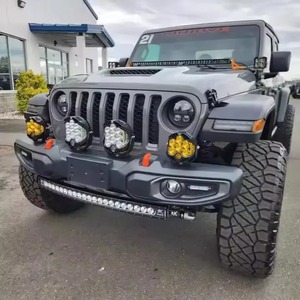 Clean Title USED 2020 <strong>Jeep</strong> Gladiator Sport S Crew Cab 4WD with Fabric Seats Dark Interior Alloy Wheels Adaptive Cruise Control - Product Image 4