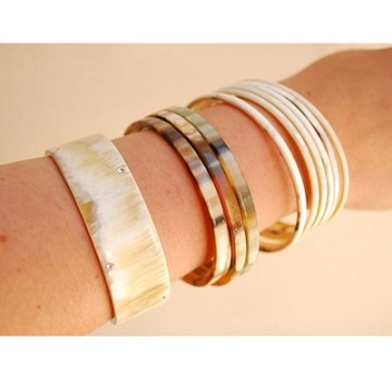 ตามที่แสดง