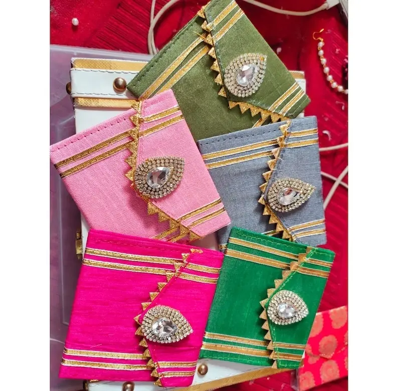 Indische Münzbörse Shagun Umschlag für Hochzeit Gunst Brautjungfer Geschenke Mehendi Sangeet Bachelor Party Geschenk einzigartige Designs Geschenke