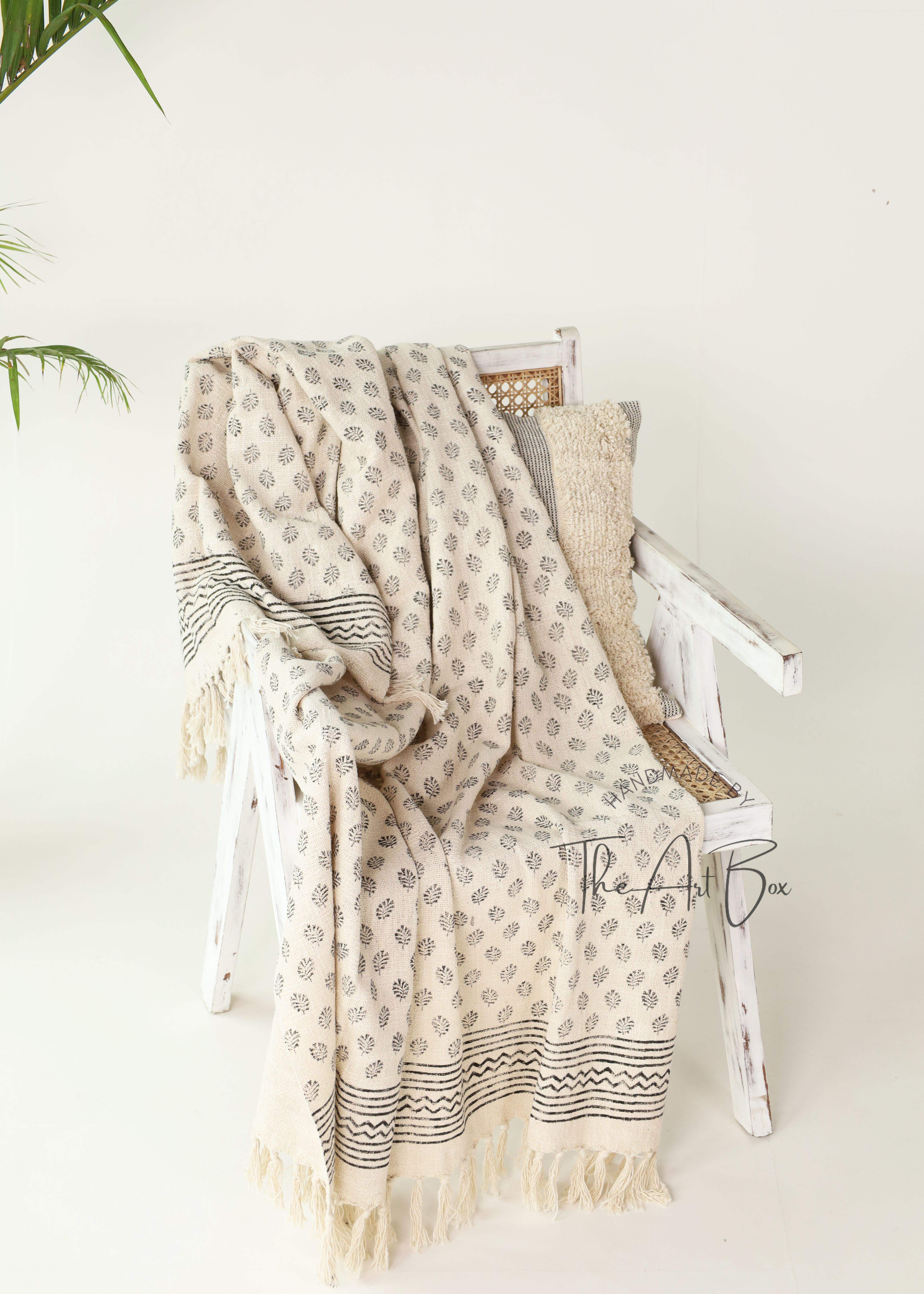 เช่นเดียวกับเหยือก