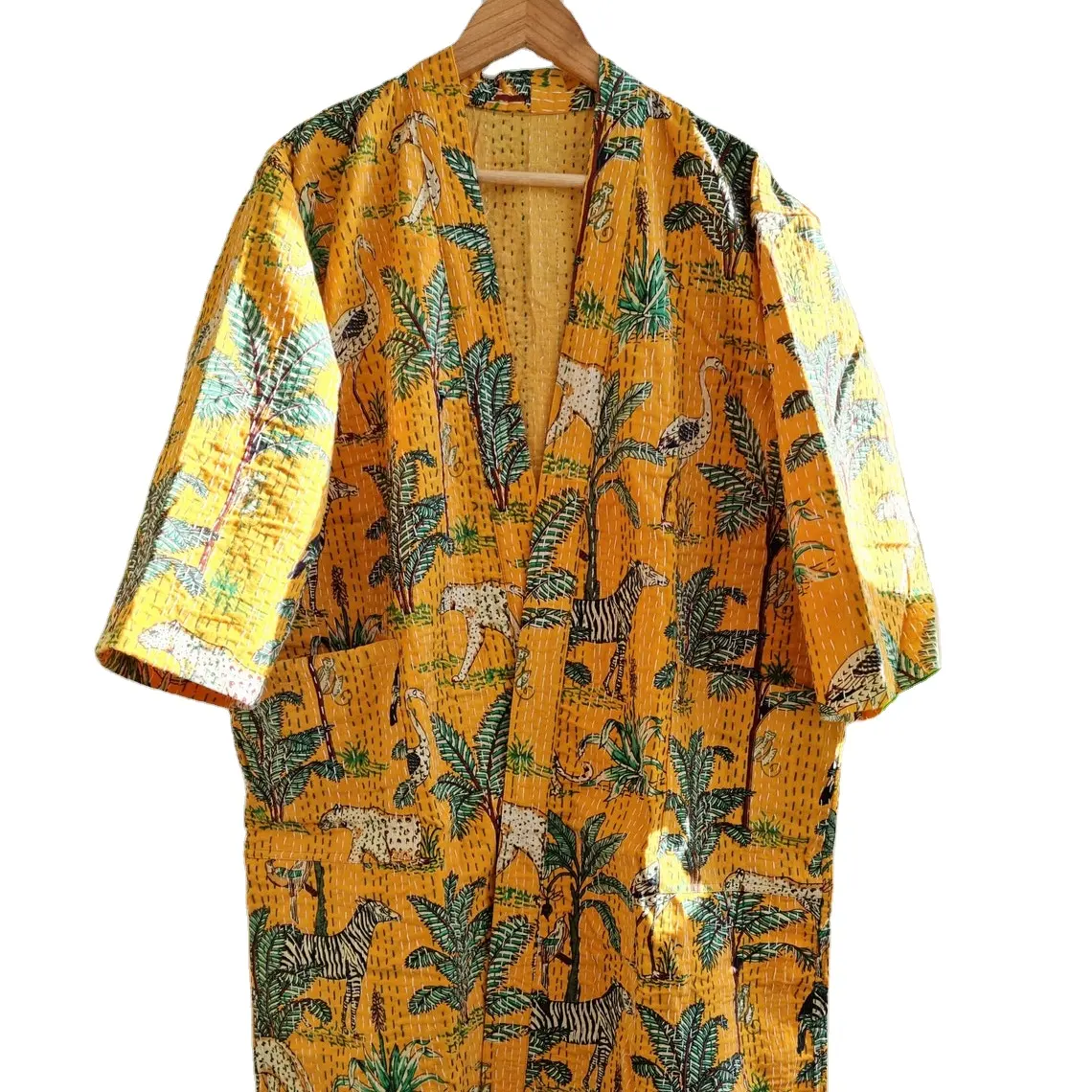 Hersteller und Großhandel Frauen Kimono Baumwolle Kimono Bademantel Strand kleid Sexy Kleid Indische handgemachte geste ppte Robe Kimono