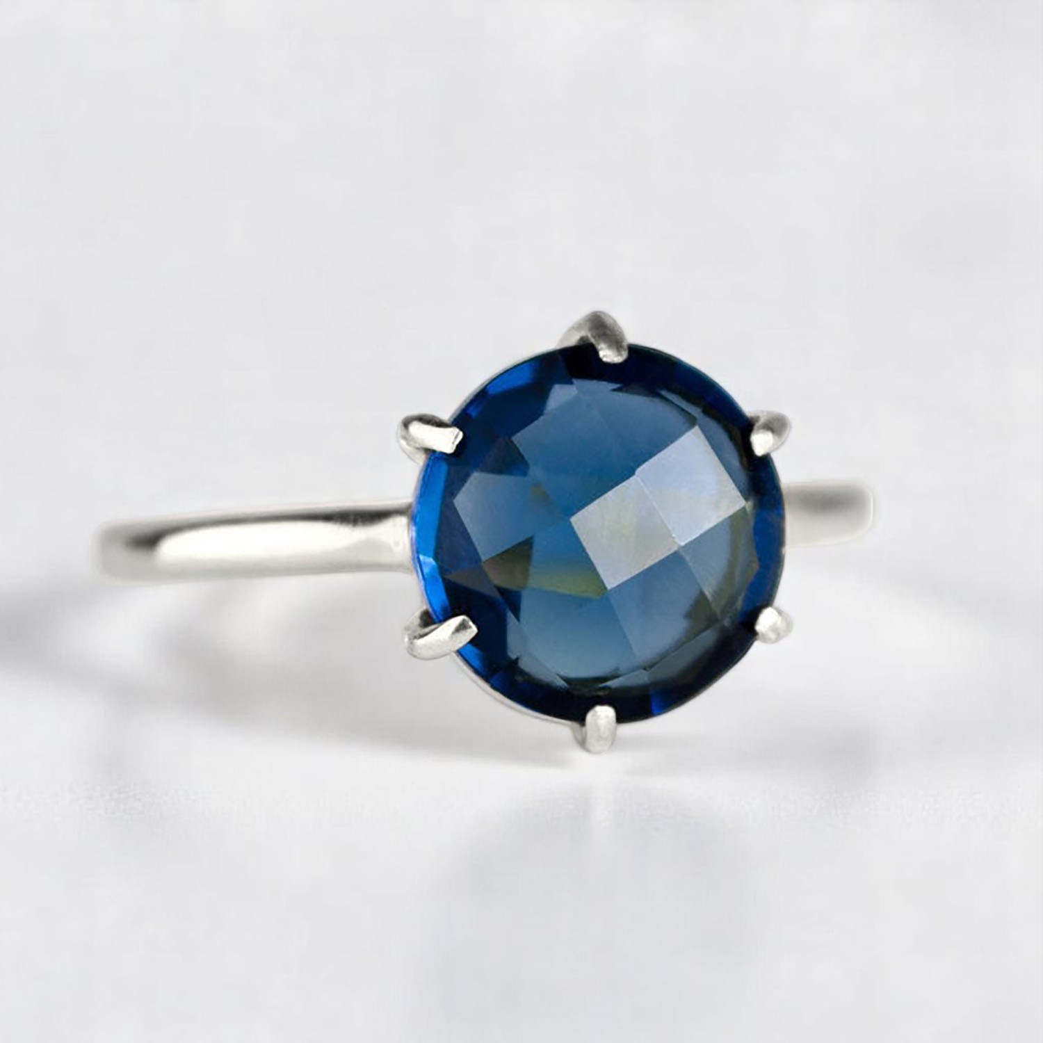 เงินควอตซ์ไคยาไนต์