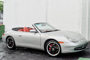 2001年のp-orsche 911カレラカブリオレ