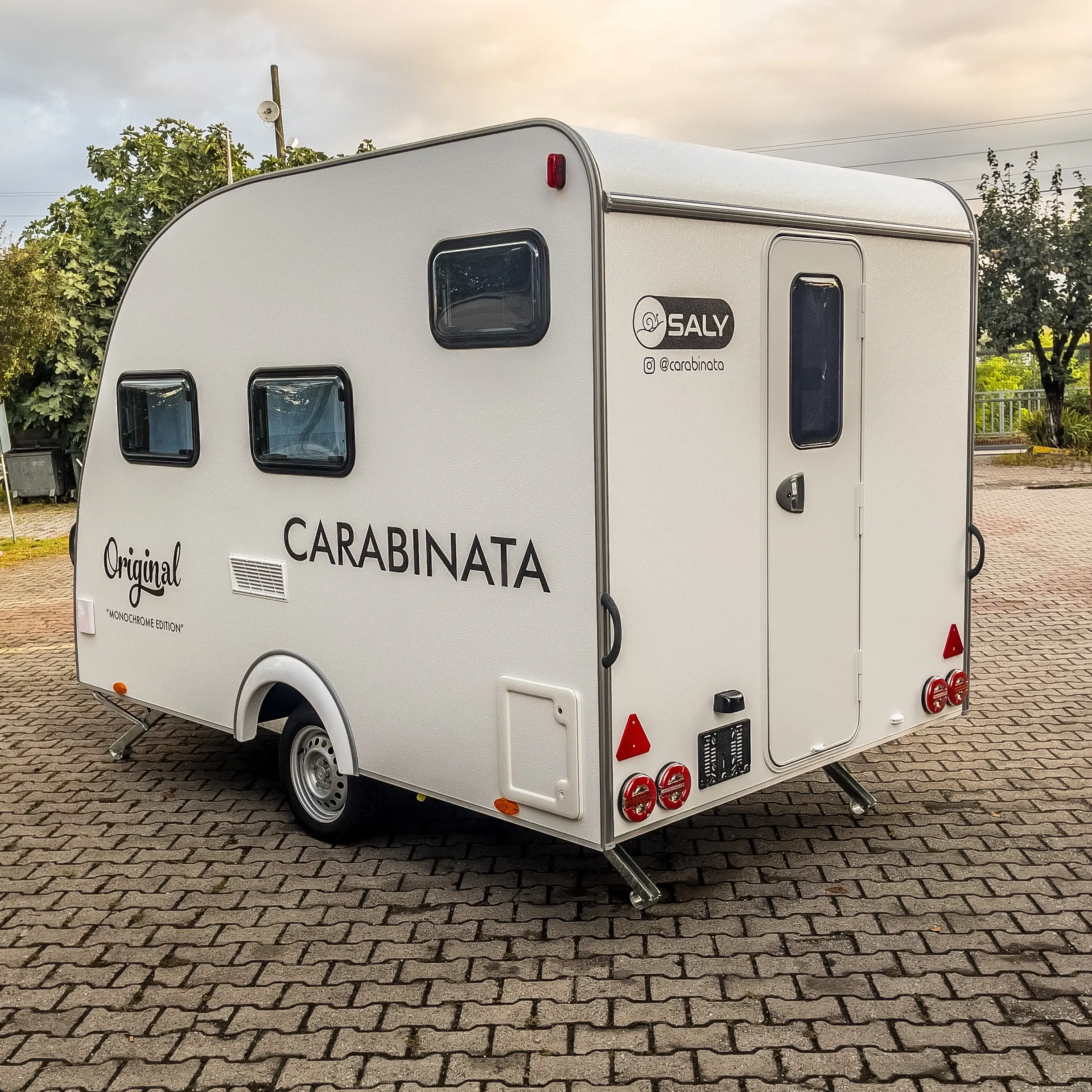 Caravana ligera para 4 personas de menos de 750 KG, modelo 2023, MINI caravana de gran calidad, 2023 CARABINATA ORIGINAL