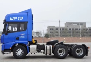 二手F2000 F3000 H3000 X3000 10 12车轮轮胎S-hacman卡车6x4 8x4 20 30 40 70吨拖拉机牵引车头