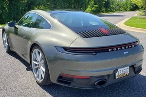 2021年のp-orsche 911カレラSクーペ