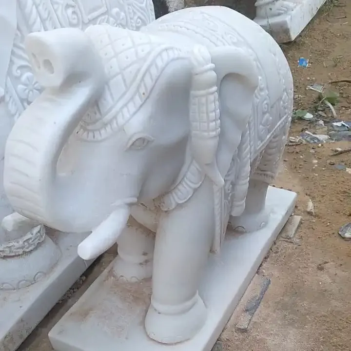 Design moderno intagliato a mano grande pietra di marmo bianco statua di elefante per il giardino esterno ingresso a casa decorazione a prezzo all'ingrosso