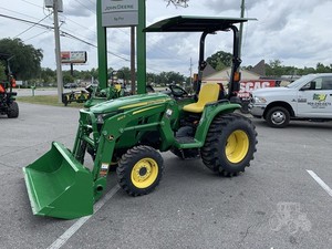 2024 JOHN DEEREE 3038E | 2024 John Deeree 3025E全新紧凑型实用拖拉机，用于工业和DIY手动工具类别 - Product Image 4