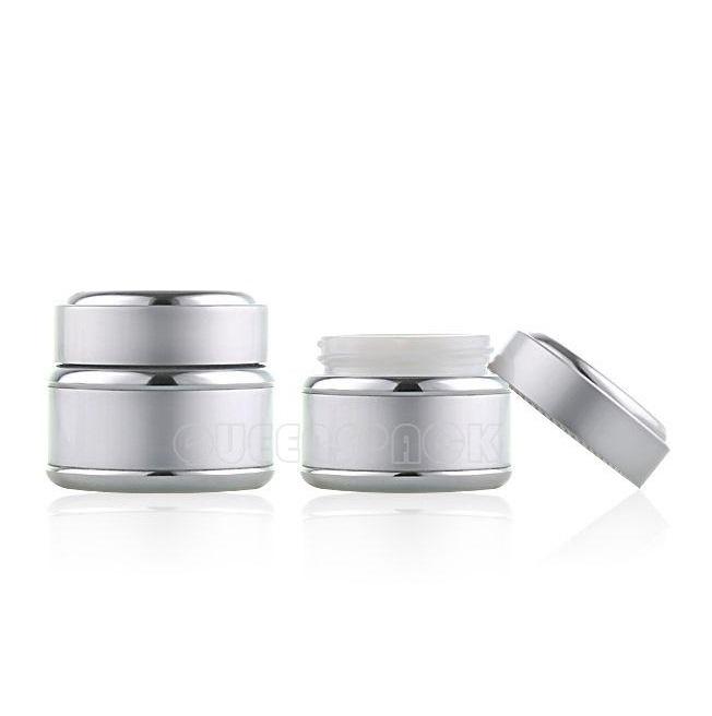 Comme le montre l'image