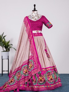 Hint ihracat kaliteli Patola baskı folyo iş kadın lehenga Choli düğün ve festival için giyim hint tedarikçisi