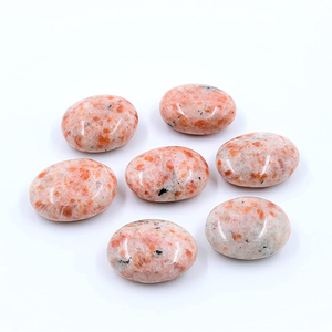 Premium alta calidad Feng Shui decoración del hogar piedra Premium Palma de cristal de alta calidad cuarzo forma ovalada piedra preciosa bola pulida curación