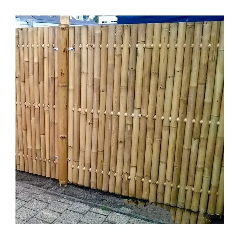 Nouveau design de clôture en bambou naturel, rouleaux de clôture fendus pour animaux de compagnie, chien, vache, mouton, fabriqué au Vietnam