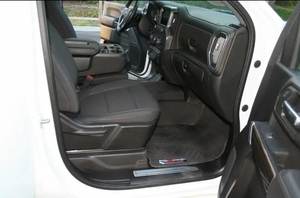きれいに使用された車両2023 <span class=keywords><strong>C</strong></span> h e v r o l e t Silverado 2500HD LT Crew Cab 4WD低マイレージサウンドエンジンとクリーンタイトルを販売
