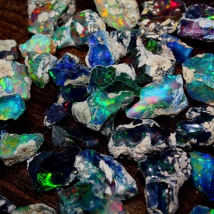 Etiyopya Welo yangın siyah Opal kaba doğal siyah yangın Opal takı yapımı için kaba gevşek taşlar - Product Image 3