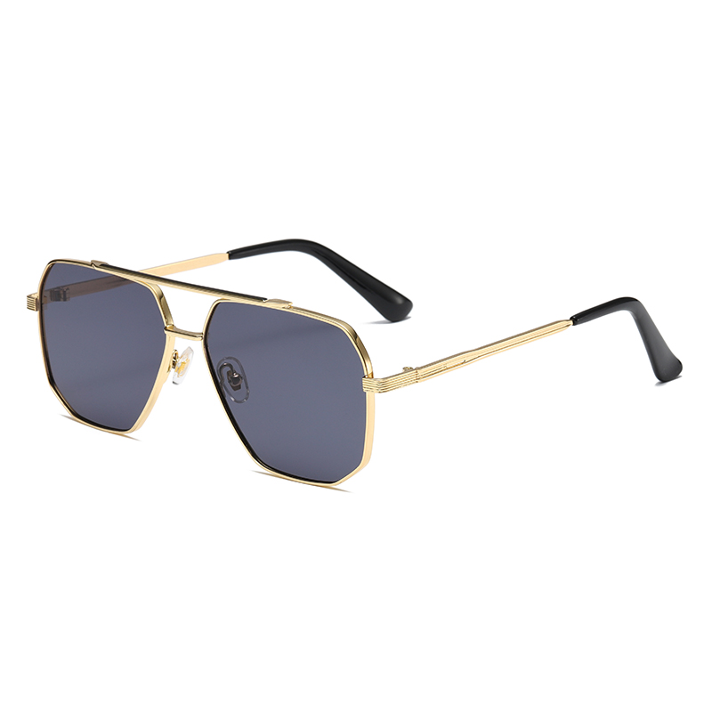 C2: Gold/ Smoke