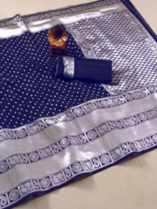 Newly Launched Soft Silk <strong>Sari</strong> with Weaving Silver Jeri and Rich Pallu with Beautiful Border Collection Women's - Product Image 4