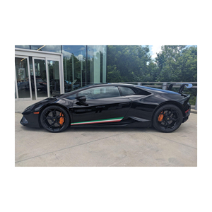 לאמבורגיני aventadador svj coupe עם עיצוב קל משקל, אווירודינמיקה פעילה, וכוח v12