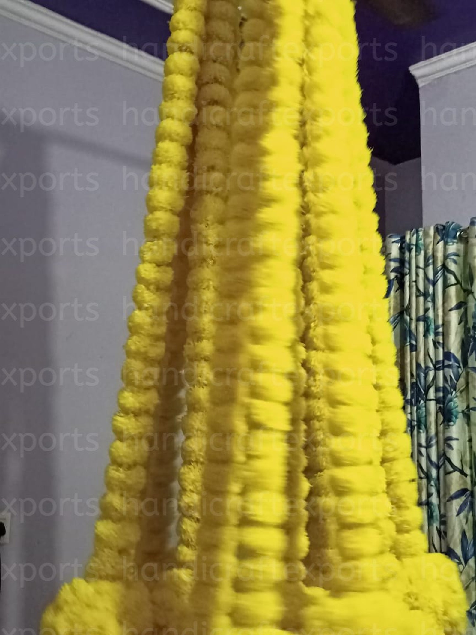 เช่นเดียวกับภาพ