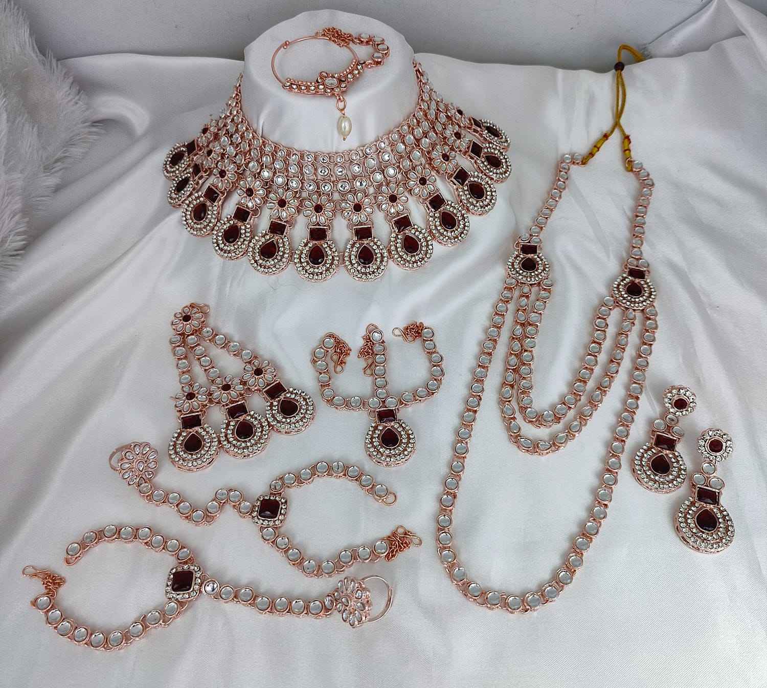 สีน้ำตาล