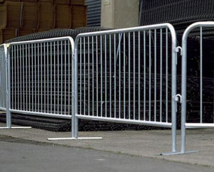 Hàng rào an toàn bằng thép cho chu vi tạm thời & kiểm soát đám đông hàng rào cho người đi bộ để kiểm soát đám đông hoạt động & quản lý đám đông - Product Image 1