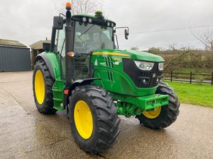 4X4ジョンディア6115Mトラクターモデル販売/114HP多機能トラクター (ACおよびキャブ付き) 完全に機能し、すぐに出荷可能