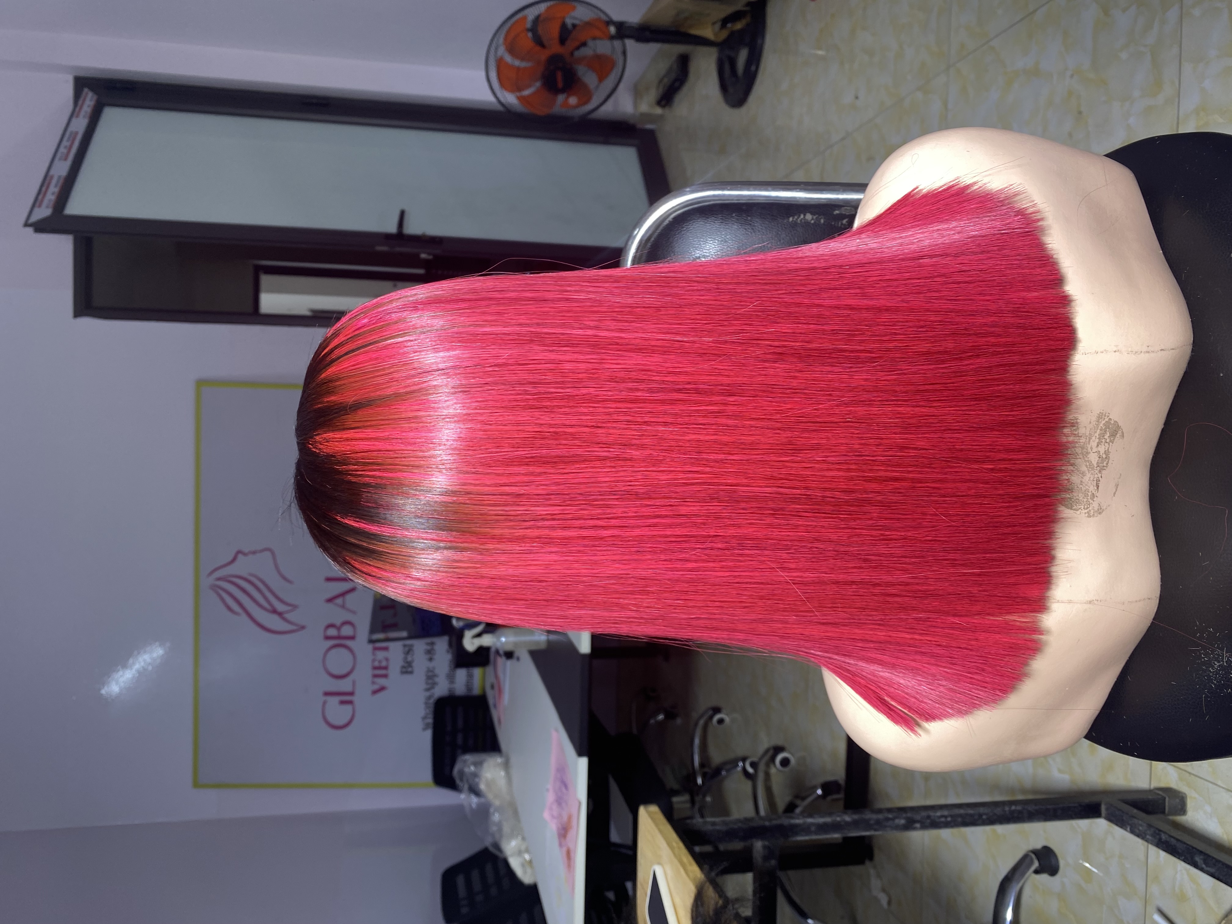 สีแดง