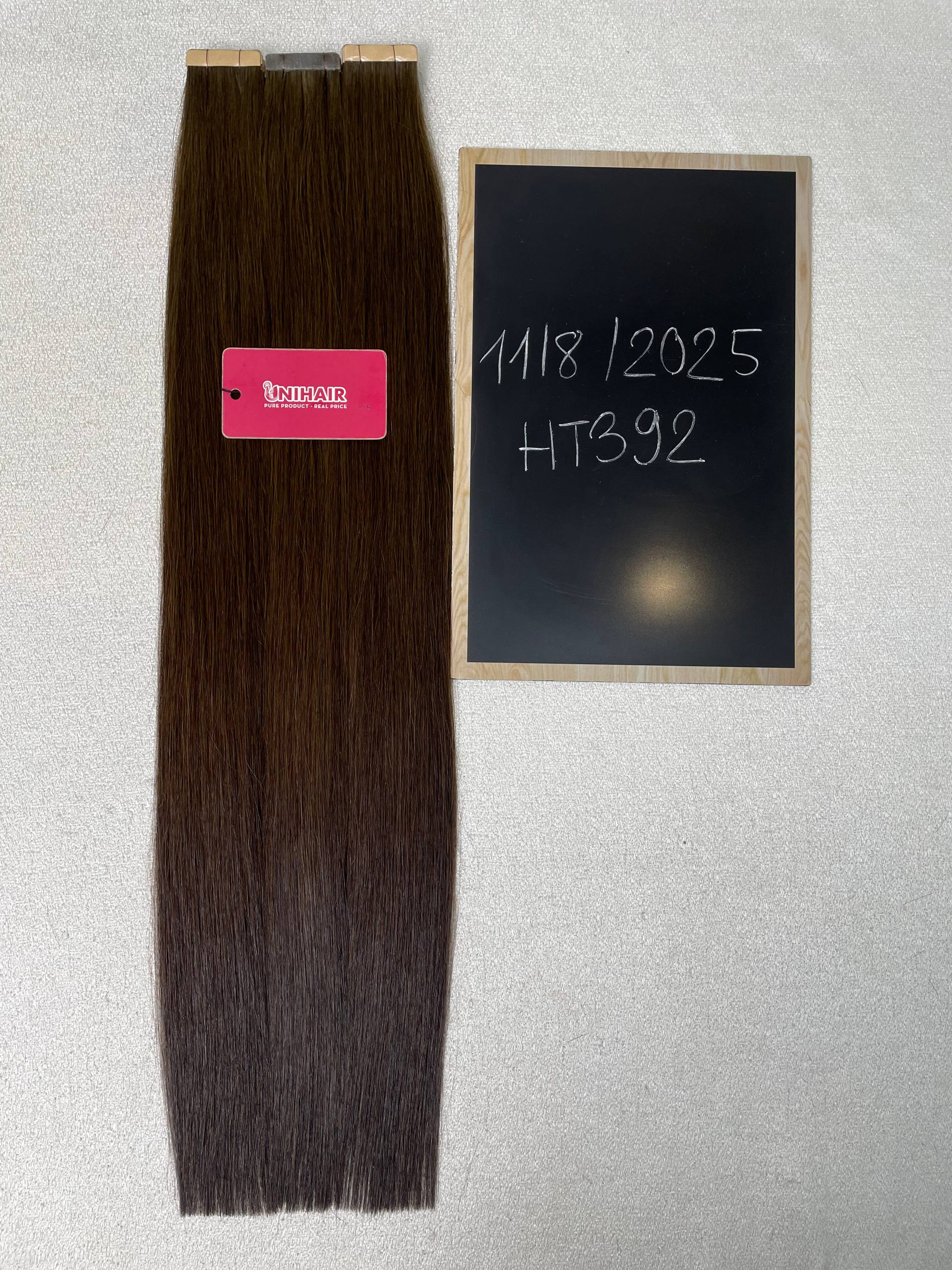 สีน้ำตาล