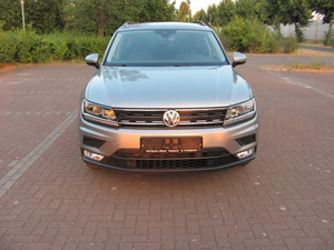 Tiguan SUV 2020 Toy0ta พร้อมเกียร์ธรรมดา4L เครื่องยนต์เทอร์โบ - Product Image 2