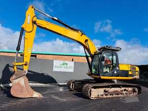 Satılık 22-Tonne JCB <span class=keywords><strong>JS</strong></span> <span class=keywords><strong>220</strong></span> ekskavatör makinesi buldozer traktör
