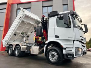 Kullanılmış/yeni MER-CE-DEZ B-ENZ ACTROS FASSI F255A üç yollu damper