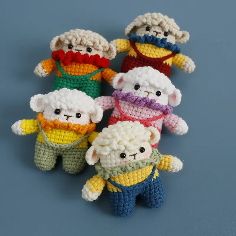 Mini oveja Amigurumi llavero Crochet Animal relleno oveja Crochet Cordero hecho a mano Crochet Amigurumi Animal muñeca oveja en venta