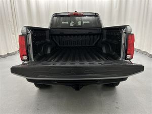 USED 2024 Chevrolet <strong>Colorado</strong> ZR2 Crew Cab 4WD - Product Image 4