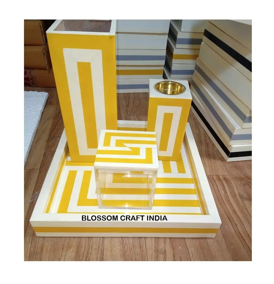 BLOSSOM CRAFT INDIAによるマルチカラーのボーンインレイバーナーとアクリルボックスがセットされたトレンディなボーンインレイトレイと花瓶