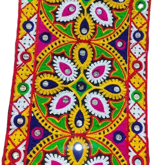 Hilos amarillos espejo de plástico bordado encaje ajuste 75mm indio Pakistán vestido Haldi vestido saris y trajes ofertas en venta al por mayor