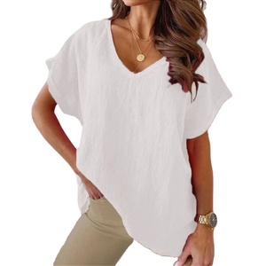 女性用ホワイトパフォーマンスコットン<span class=keywords><strong>V</strong></span>ネックTシャツ無地半袖ライトルーズフィット長丈プリントパターン