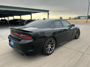 Kullanılmış 2015 Dodge şarj cihazı SRT 392 RWD - Product Image 2