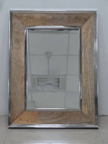 กระจกติดผนัง