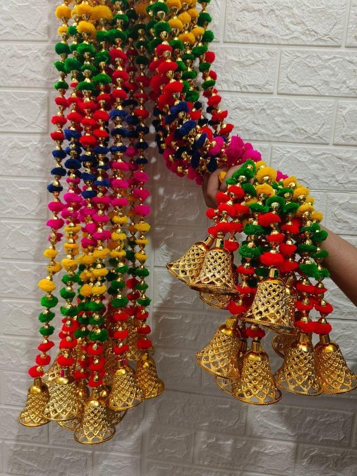 มีสีสัน