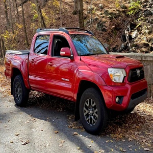 Otantik 2013 tootootaaatrtrd spor çift kabin 4x4 V6 güç, Barcelona kırmızı metalik, TRD spor paketi, çoğunlukla değiştirilmemiş