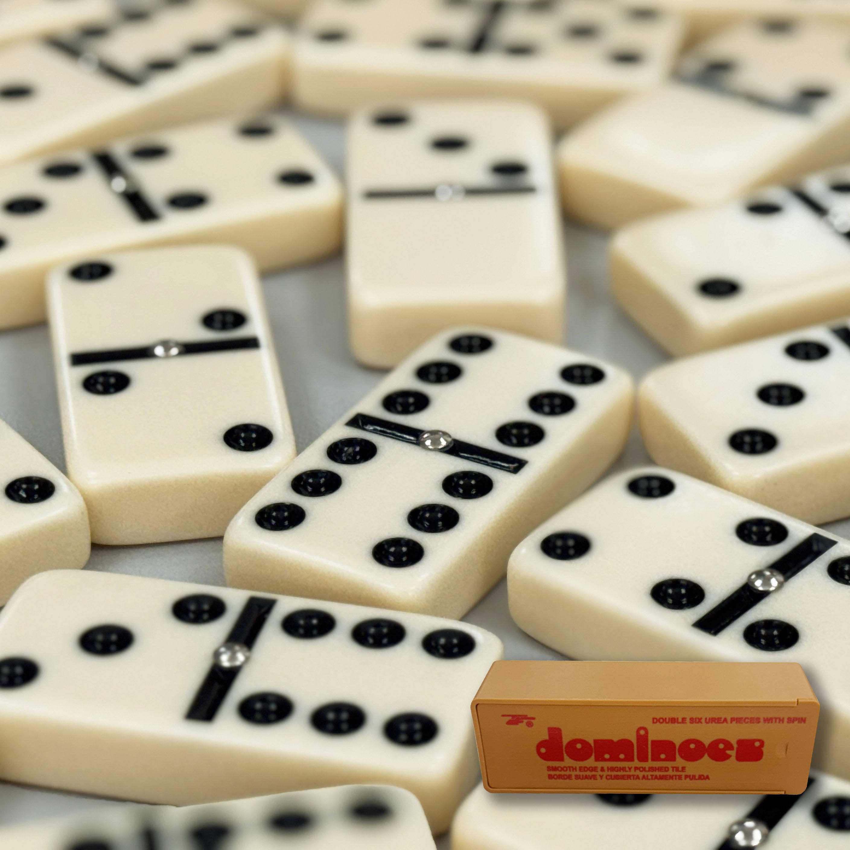 สีงาช้าง