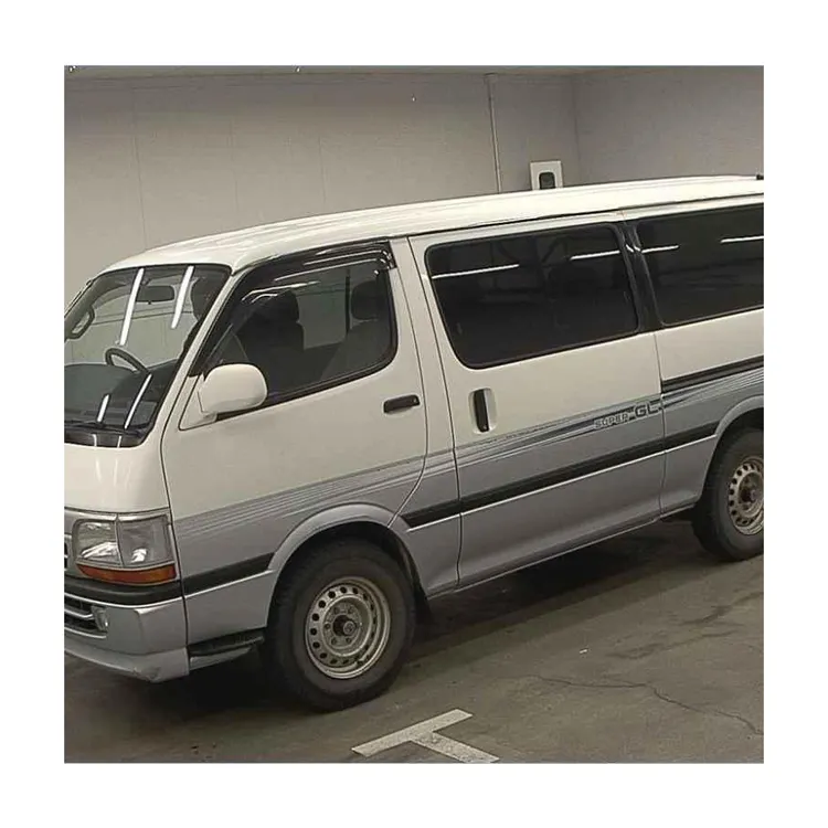 Digunakan Toyota HiAce 16 kursi Bus Mode 2019, 100% kondisi baik & garansi & asuransi ditanggung 1 tahun.