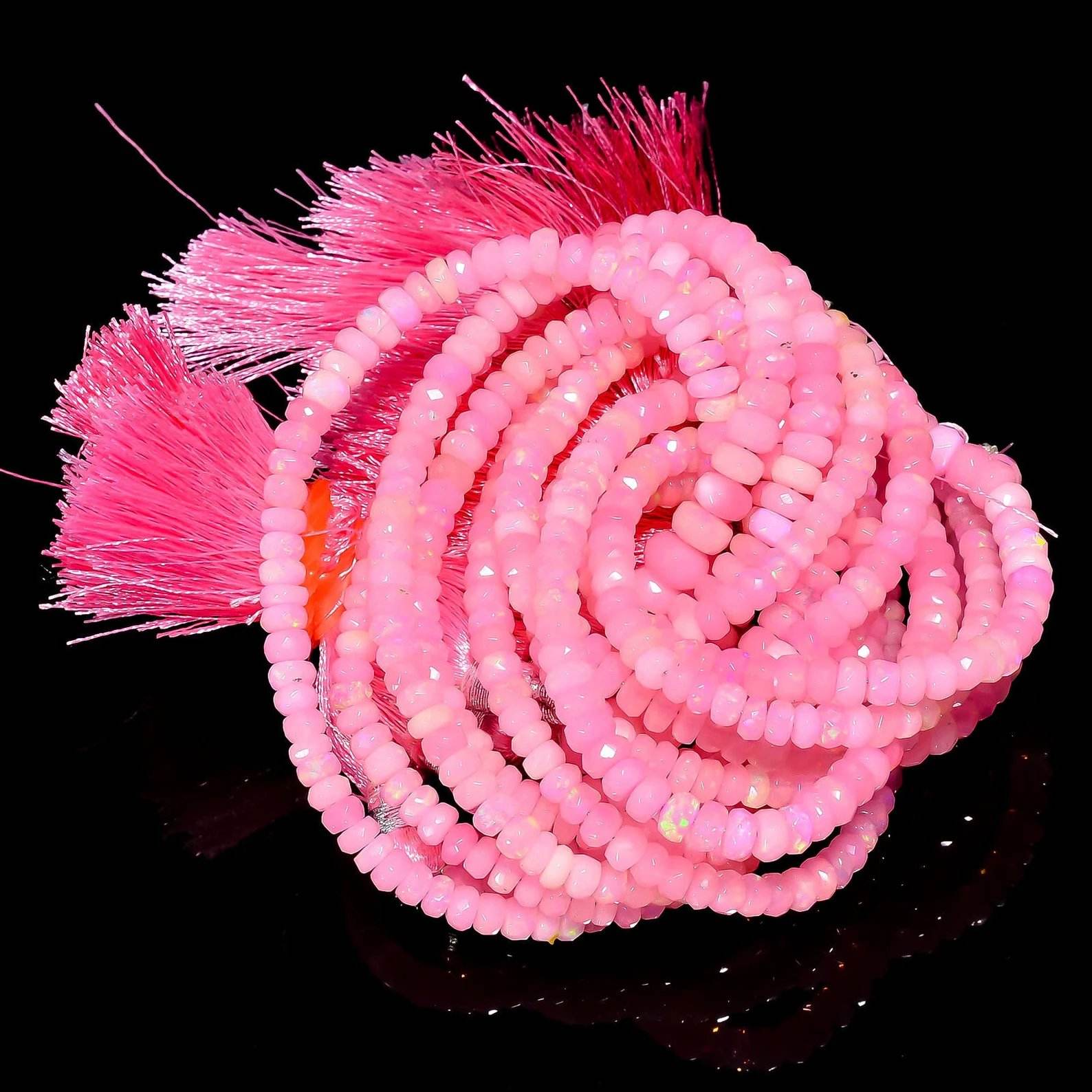 เช่นเดียวกับภาพ