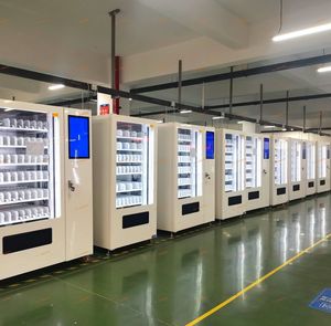 Máquina expendedora comercial de aperitivos y bebidas 2025 Opciones de pago de monedas con tarjeta de efectivo para uso minorista Comprar máquina expendedora para venta minorista USS - Product Image 4