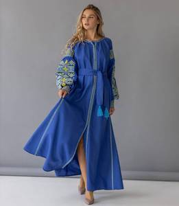 הגעה חדשה רקומה שמלה ארוכה של נשים משמרת קרסול-אורך השמלה רומנית נראית שמלה טובה ומסוגננת