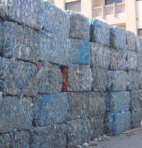 100% クリアPETボトルスクラップおよびフレークホット洗浄プラスチック成形グレードPETボトルフレーク用 - Product Image 6