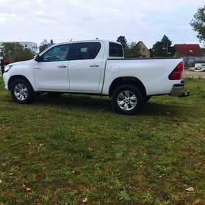 2017 עבור toyota hilux כפול מונית נוחות מונית דגם דיזל r16 הילוכים ידנית שמאל היגוי יארד פנים עור כהה awd דרי