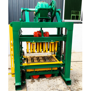 Máquinas de fabricación de bloques de fabricación pequeña, para trabajar en maquinaria de materiales de construcción de viviendas - Product Image 1