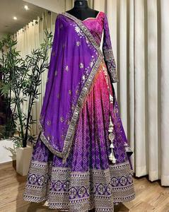 美しいきらめきのフェイクジョーゼットスパンコール刺Embroidery作品で装飾された新着ジョーゼットLehengaCholi with Dupatta