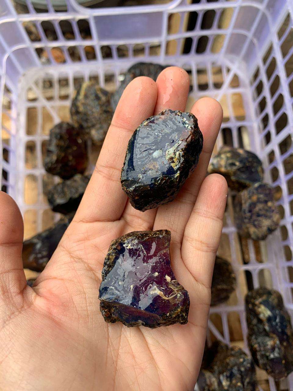 สีฟ้าอมเขียว